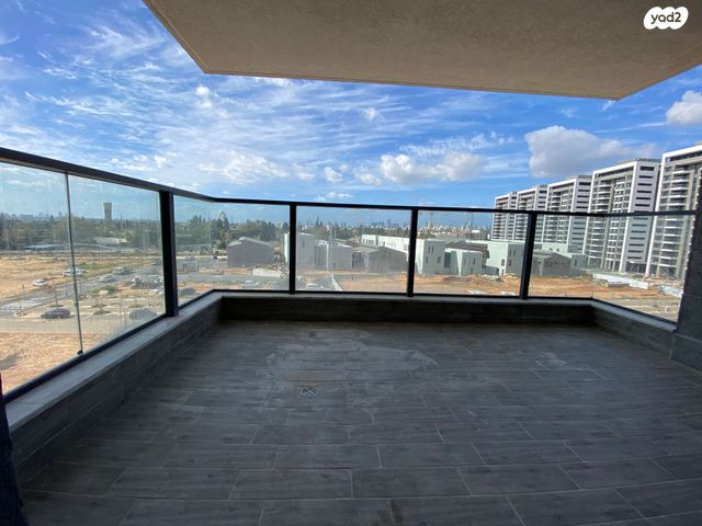 דירה, רב אלוף רפאל איתן 38, רמת אפעל, רמת גן