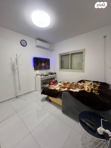 דירה, נחום שריג, רמות הרכס, באר שבע