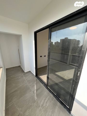 דירה, מרכז העיר, קרית אתא