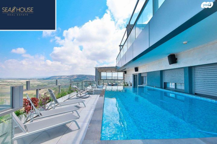 גג/ פנטהאוז