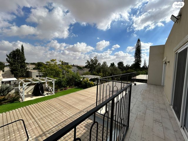 בית פרטי/ קוטג', עומר