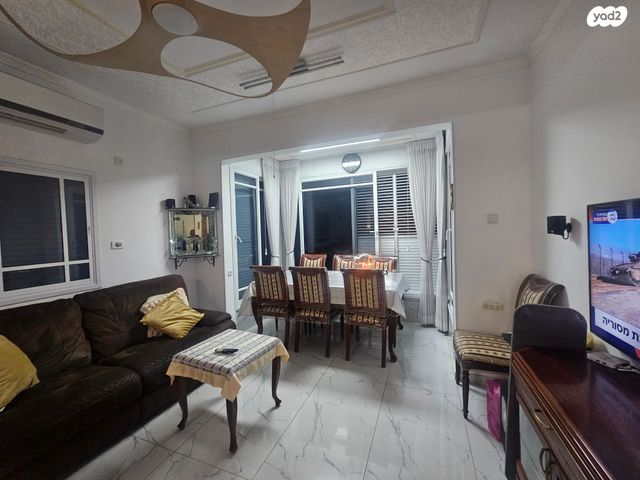 דירה, הקנאים, קרית שלום, תל אביב יפו