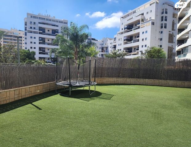 דירת גן, רובע הקריה, הסיטי, אשדוד