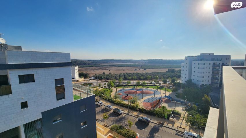 גג/ פנטהאוז, בצוותא, חריש