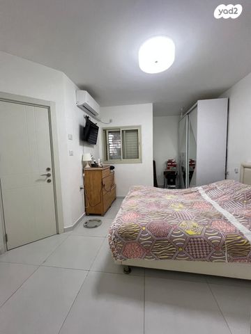 דירה, נחום שריג, רמות הרכס, באר שבע