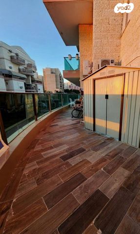 דירה, נחום שריג, רמות הרכס, באר שבע