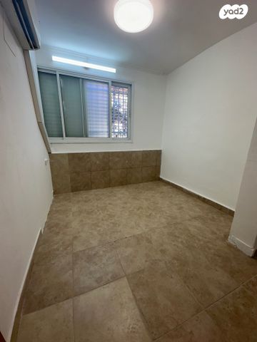 דירה, הגפן 4, רסקו ב', חולון