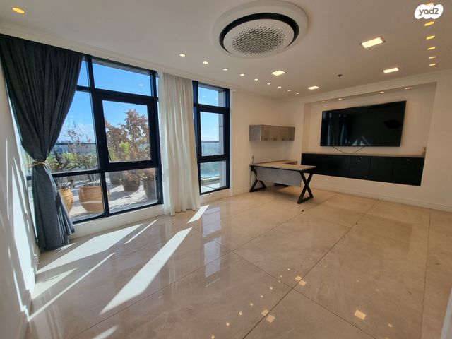 משרדים, משה לוי 11, מב"ת מערב, אזור תעשייה חדש, ראשון לציון