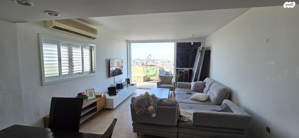 גג/ פנטהאוז, פרישמן 5, רסקו א', חולון