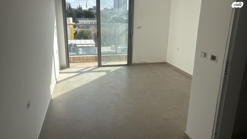 דירה, חס"ם, רחובות