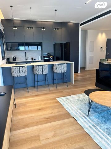 דירה, אריק איינשטיין 2, דרום חדש, פארק הים, בת ים