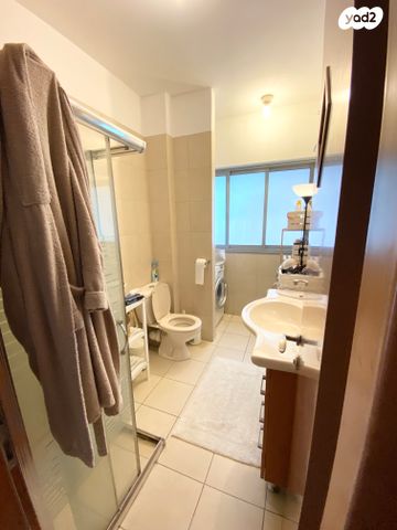 דירה, הרכסים, תל יהודה, רמת גן