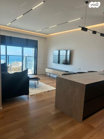 דירה, אריק איינשטיין 2, דרום חדש, פארק הים, בת ים