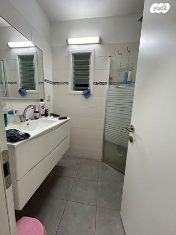 דירה, א.ס. לוי, בן גוריון, רמלה