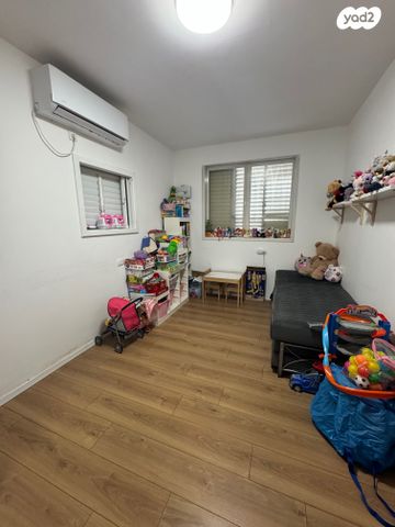 דירה, לוחמי הגטו, כפר גנים א, פתח תקווה