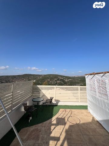 דו משפחתי, מעלות תרשיחא