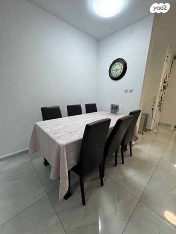 דירה, לוחמי הגטו, כפר גנים א, פתח תקווה