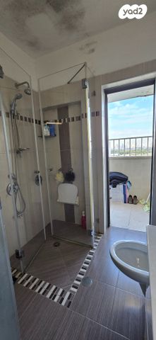 גג/ פנטהאוז, פרישמן 5, רסקו א', חולון