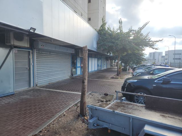 חנויות/ שטח מסחרי, עפולה