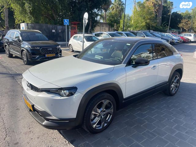 מאזדה MX-30