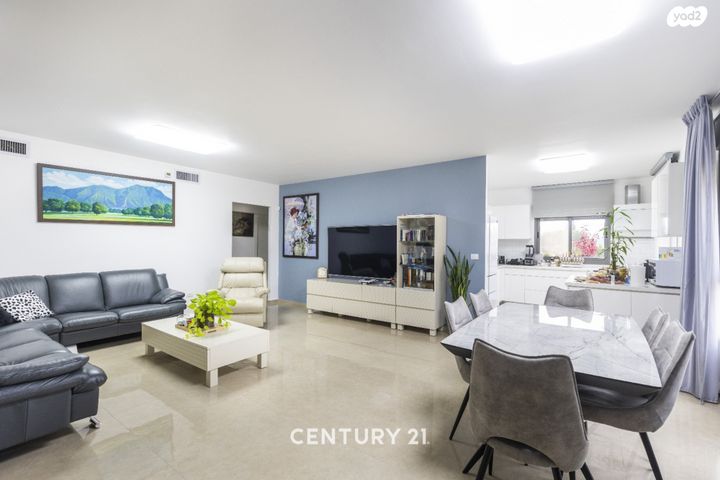 גג/ פנטהאוז, י.צ. מיכאלסון, ניות, ירושלים