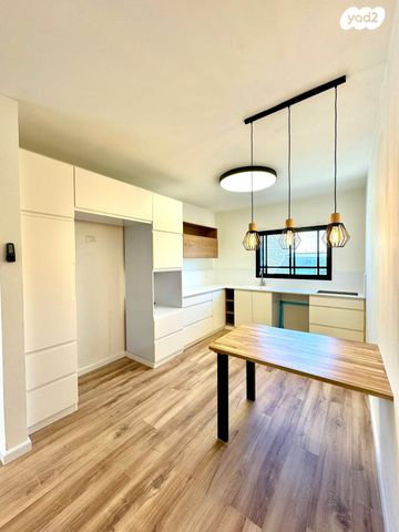 דירה, נופך, אבני חן, מודיעין מכבים רעות