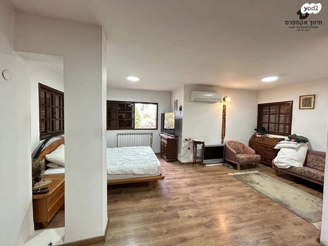 בית פרטי/ קוטג', עומר