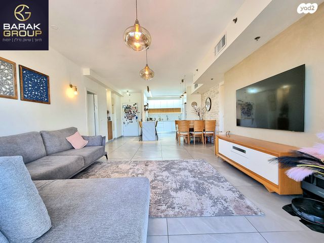 דירה, אלונים 26, קרית השרון, נתניה