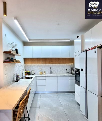 דירה, אלונים 26, קרית השרון, נתניה