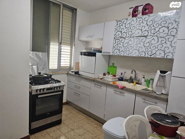 אליעזר יעקובזון 