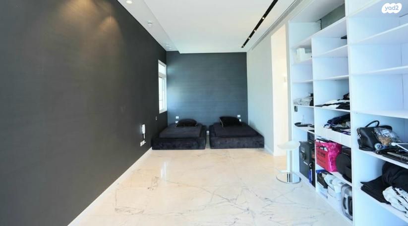 גג/ פנטהאוז, גד מכנס, נתניה