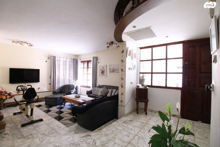 בית פרטי/ קוטג', סמטת רקפת, בנה ביתך, קרית ים