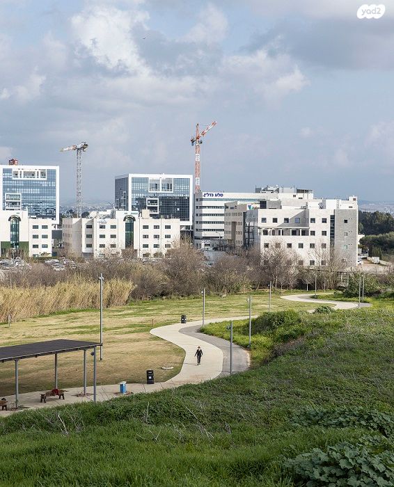 משרדים, אזור תעשיה נווה נאמן, הוד השרון
