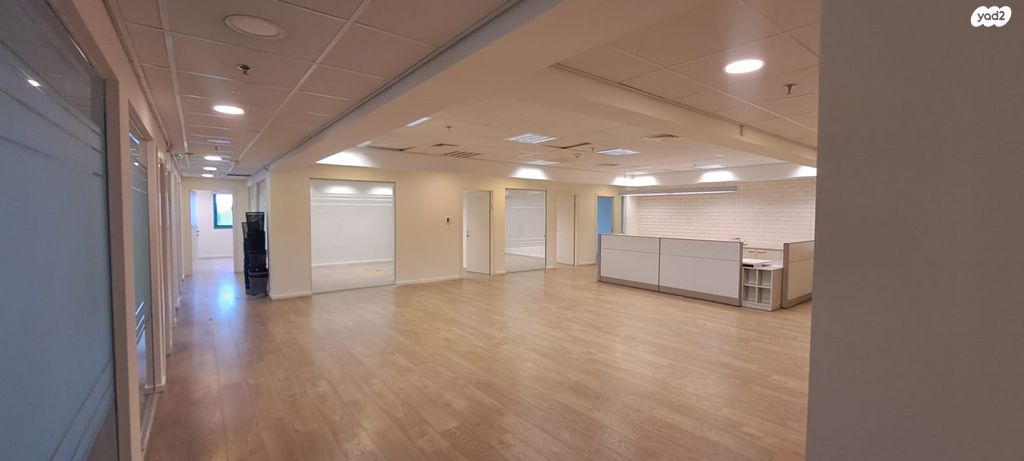 משרדים, אזור תעשיה נווה נאמן, הוד השרון