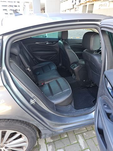 אופל אינסיגניה