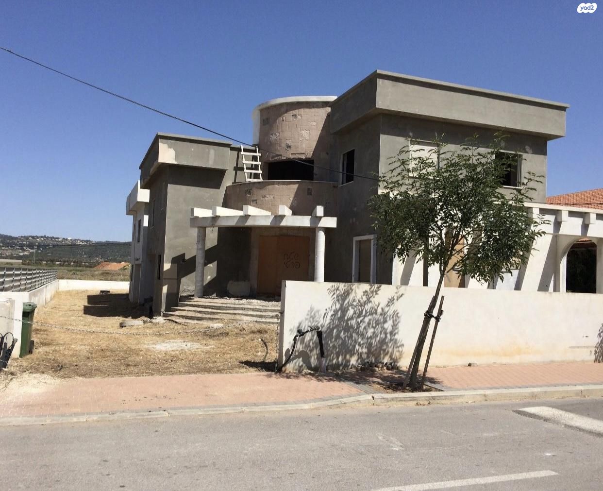 החורש 26