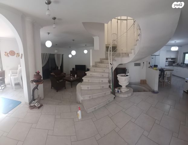 בית פרטי/ קוטג', גפן 13, הדסים, שוהם