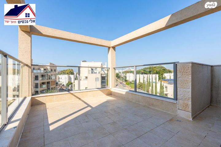 גג/ פנטהאוז, רימון, החורש, חריש