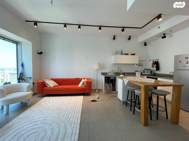 דירה, מונטיפיורי, הרכבת, תל אביב יפו