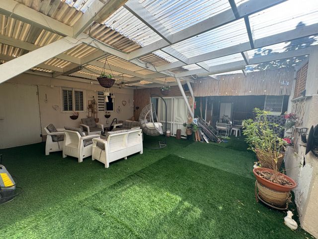 צאלים, מערב 1