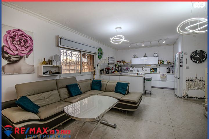 גג/ פנטהאוז, משמר הירדן 2, מרכז העיר, עפולה