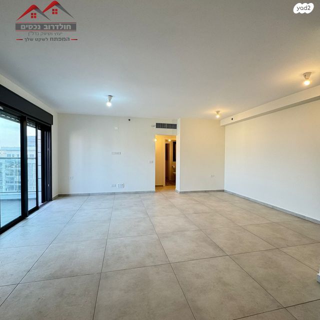 דירה, כרמי הנדיב, אחוזת רוטנר, קרית מלאכי