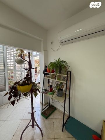 דירת גן, חכמי אתונה 4, שפירא, תל אביב יפו