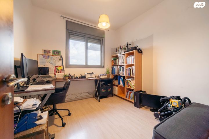 דירה, מרדכי בן דרור, נווה דקלים, פתח תקווה