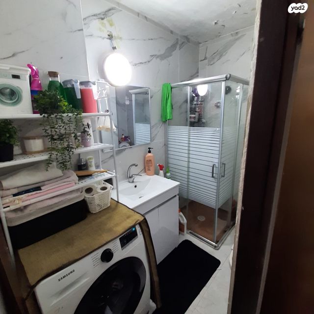 דירה, אמיל זולא, העיר העתיקה, רמלה