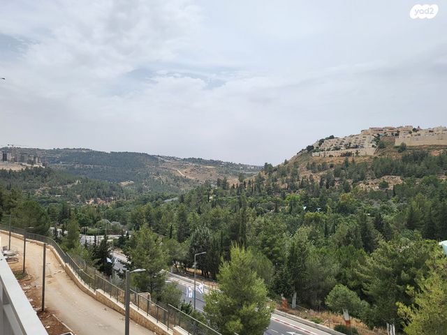 דירה, מלחה, מנחת, ירושלים