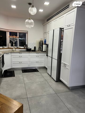 בית פרטי/ קוטג', נעורים, ראשון לציון