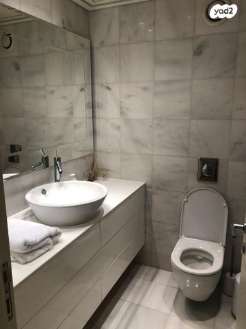 גג/ פנטהאוז, הירקון, תל אביב יפו