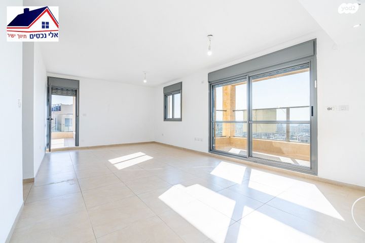 גג/ פנטהאוז, רימון, החורש, חריש