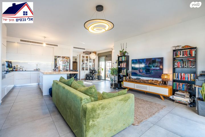 גג/ פנטהאוז, שקד, החורש, חריש